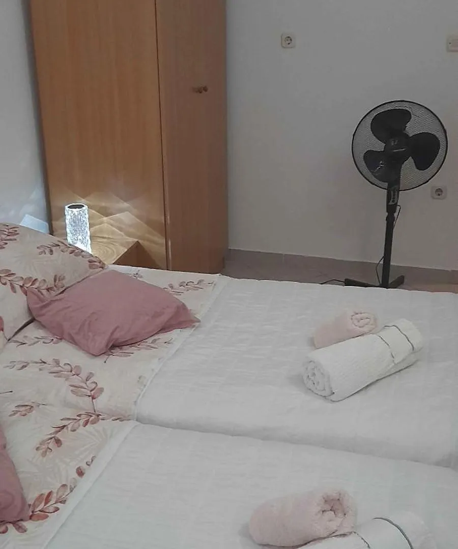 Apartment In Lopar - Insel Rab 47864